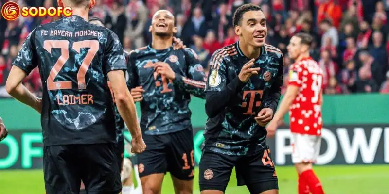 Bayern Munich bứt phá trước Mainz nhưng chưa chốt sớm