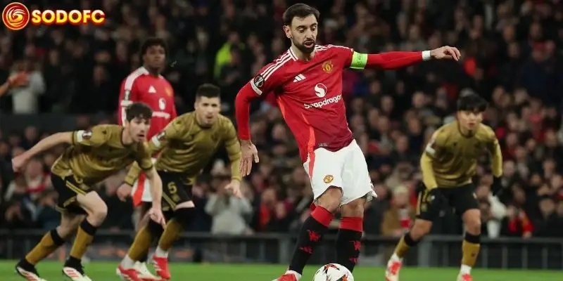 Europa League: cơ hội cuối cùng cho MU
