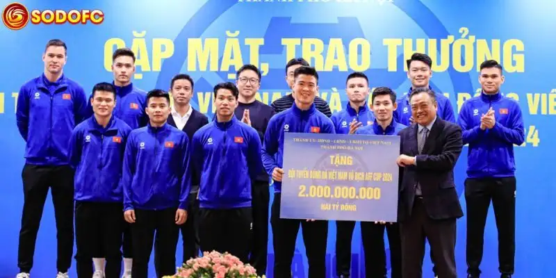 Khích lệ tài chính từ các đơn vị trong nước