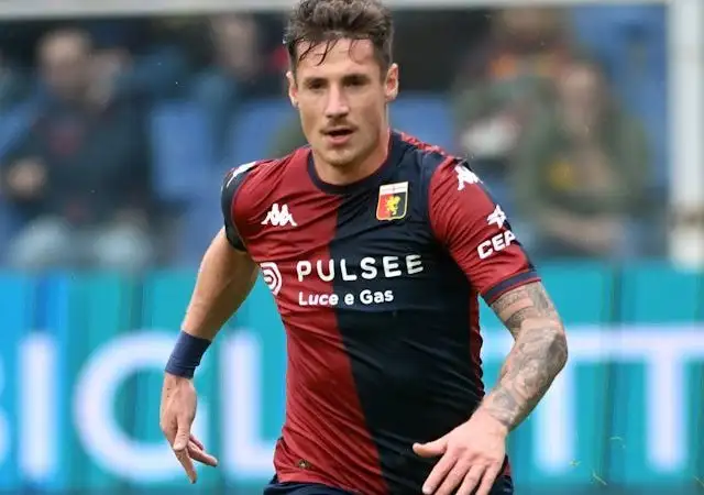 Andrea Pinamonti ở Genoa, tháng 10 năm 2024