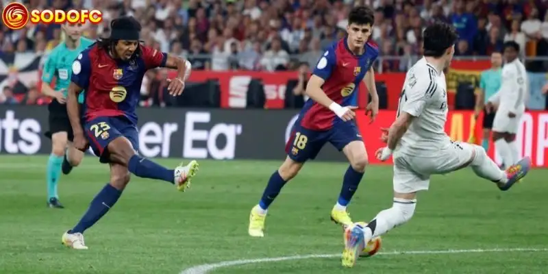 Barcelona Vô Địch Cúp Nhà Vua: El Clasico Kịch Tính Và Vết Gợn Thẻ Đỏ