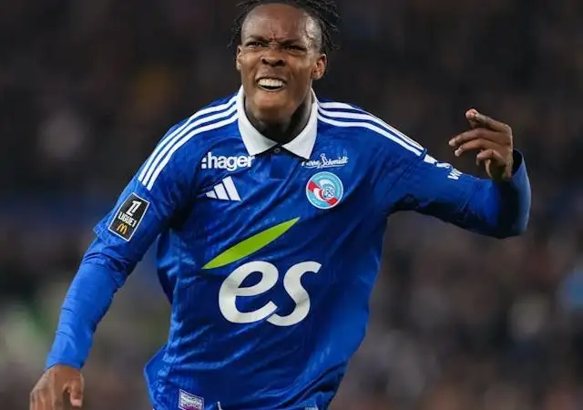 Emanuel Emegha ăn mừng bàn thắng cho Strasbourg vào ngày 25 tháng 1 năm 2025