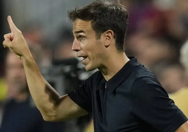 HLV Rayo Vallecano Inigo Perez vào ngày 27 tháng 8 năm 2024