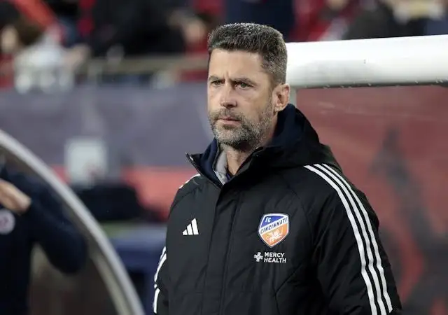Huấn luyện viên trưởng của FC Cincinnati Pat Noonan chụp ảnh vào ngày 29 tháng 4 năm 2023