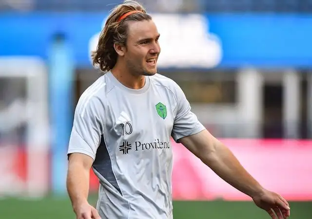 Pedro de la Vega của Seattle Sounders chụp ảnh vào ngày 28 tháng 5 năm 2025