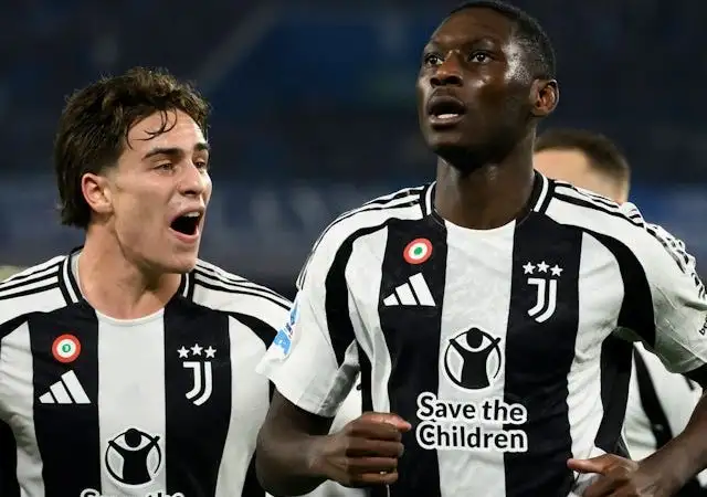 Randal Kolo Muani và Kenan Yildiz của Juventus vào ngày 25/1/2025