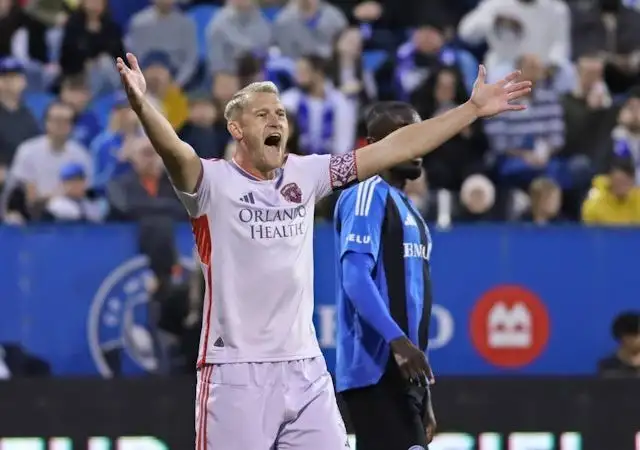 Robin Jansson của Orlando City chụp ảnh vào ngày 19 tháng 4 năm 2025