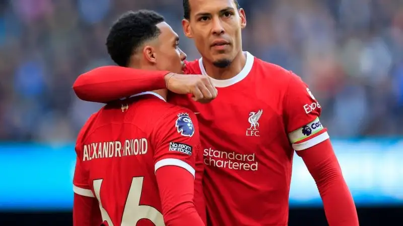 Van dijk nói gì về tương lai alexander-arnold?