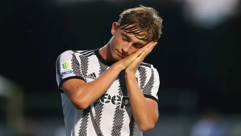 Dean Hujsen trong màu áo Juventus.