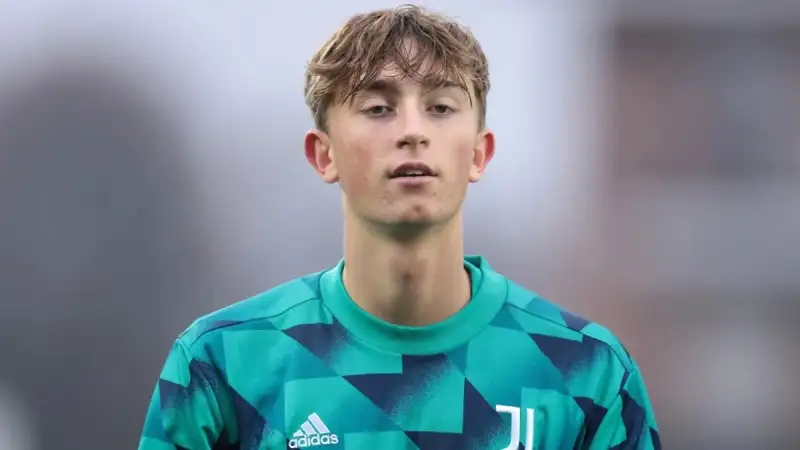 Dean Huijsen: Từ Tai Nạn Kinh Hoàng Đến Ngôi Sao Mới Của Real Madrid