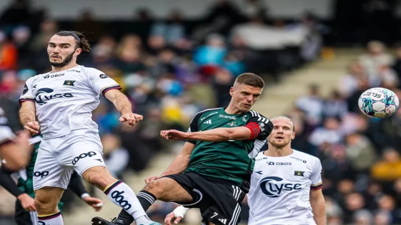 Nicholas D Agostino của Viking trong trận đấu với Rosenborg ngày 10 tháng 4 năm 2023