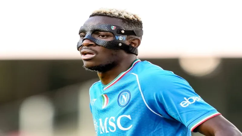 Victor Osimhen trong màu áo Napoli tháng 5/2024 Victor Osimhen trong màu áo Napoli tháng 5/2024
