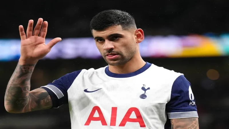 Cristian Romero trong màu áo Tottenham Hotspur