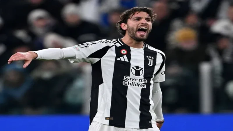 Manuel Locatelli trong màu áo Juventus vào ngày 11 tháng 12 năm 2024