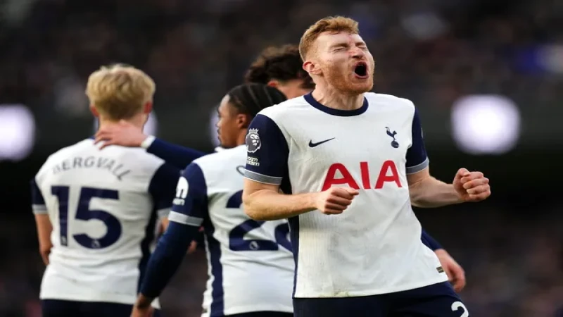 Dejan Kulusevski ăn mừng bàn thắng Dejan Kulusevski của Tottenham Hotspur ăn mừng bàn thắng vào lưới Ipswich Town, vào ngày 22 tháng 2 năm 2025