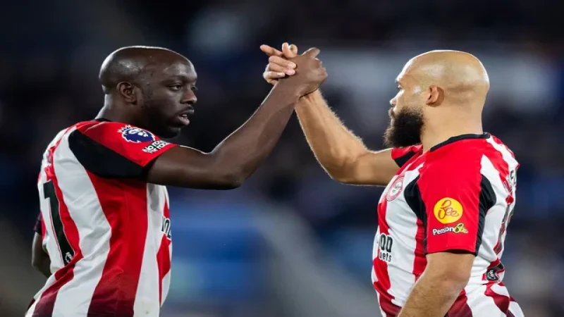Yoane Wissa ăn mừng cùng Bryan Mbeumo Yoane Wissa của Brentford ăn mừng cùng Bryan Mbeumo vào ngày 21 tháng 2 năm 2025