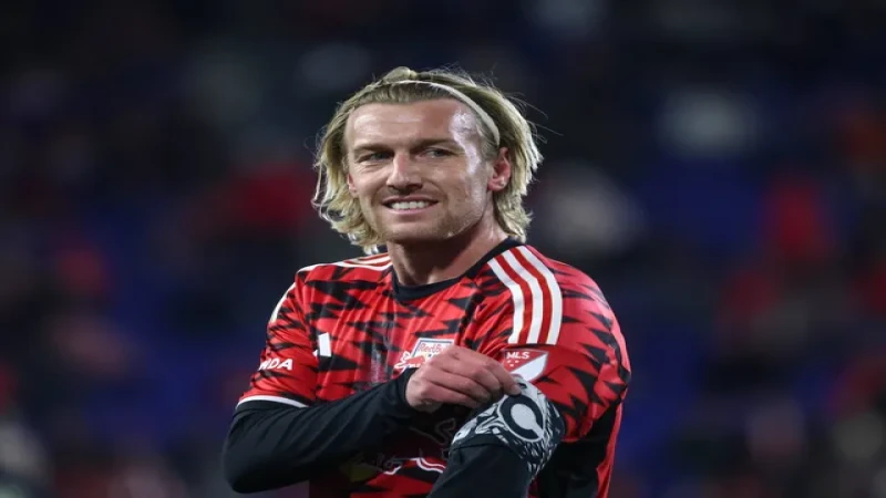 Đội trưởng Emil Forsberg của New York Red Bulls được chụp ảnh vào ngày 1 tháng 3 năm 2025