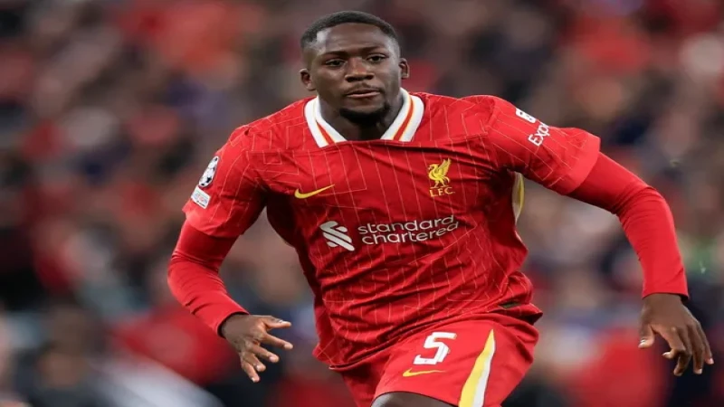 Ibrahima Konate của Liverpool trong trận đấu với Paris Saint-Germain, vào ngày 11 tháng 3 năm 2025 Ibrahima Konate của Liverpool trong trận đấu với Paris Saint-Germain, vào ngày 11 tháng 3 năm 2025