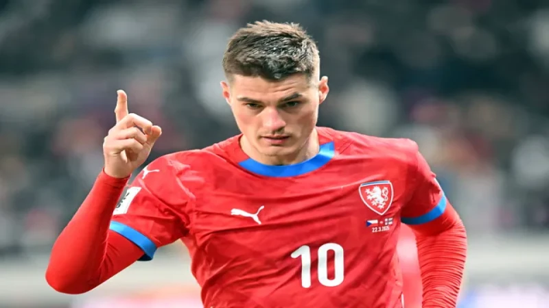 Patrik Schick, tiền đạo của Bayer Leverkusen và Cộng hòa Séc, ăn mừng bàn thắng vào ngày 22 tháng 3 năm 2025 Patrik Schick, tiền đạo của Bayer Leverkusen và Cộng hòa Séc, ăn mừng bàn thắng vào ngày 22 tháng 3 năm 2025