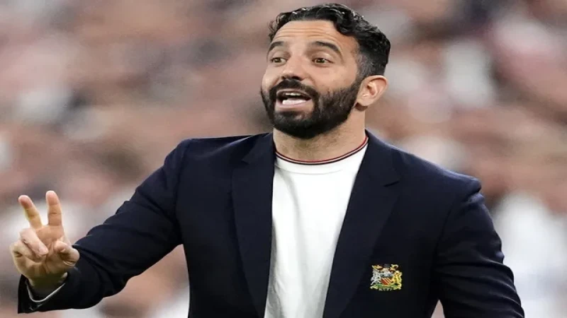 Ruben Amorim Huấn luyện viên Erik ten Hag của Manchester United vào ngày 21 tháng 5 năm 2025