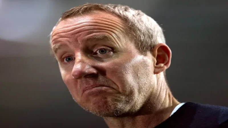 Huấn luyện viên Lee Bowyer của Montserrat vào ngày 22 tháng 2 năm 2022