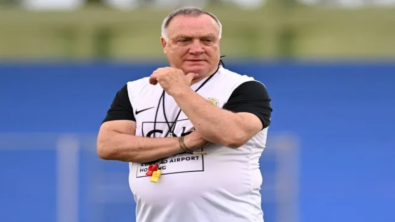 Huấn luyện viên Dick Advocaat của Curacao
