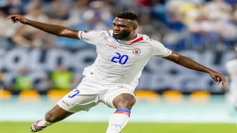 Tiền đạo Frantzdy Pierrot của Haiti - Nhận định soi kèo Haiti vs Ả Rập Xê Út 16/06 lúc 07h15