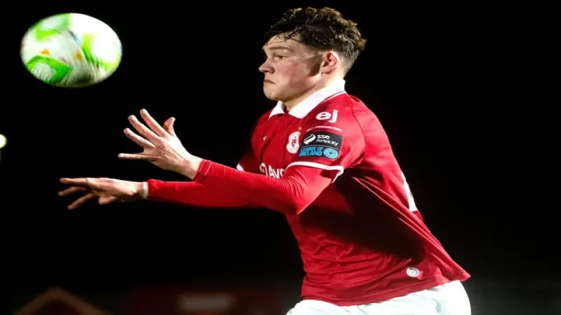 Owen Elding của Sligo Rovers vào ngày 3 tháng 3 năm 2025