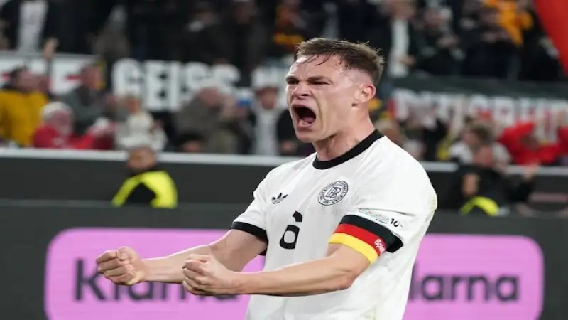Joshua Kimmich của Đức ăn mừng ngày 23/03/2025