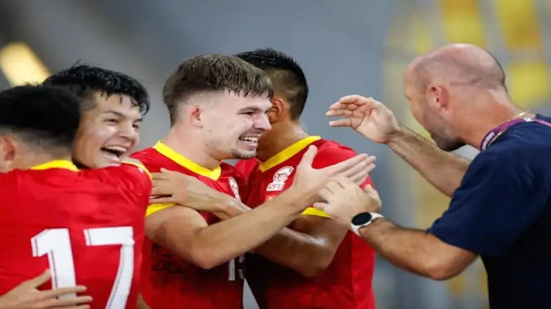 Các cầu thủ Kyrgyzstan ăn mừng bàn thắng vào ngày 16 tháng 11 năm 2023