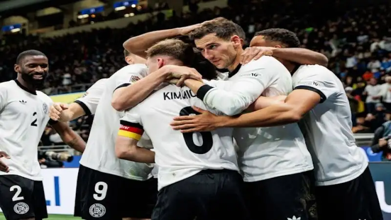 Leon Goretzka của Đức ăn mừng cùng đồng đội ngày 20/03/2025