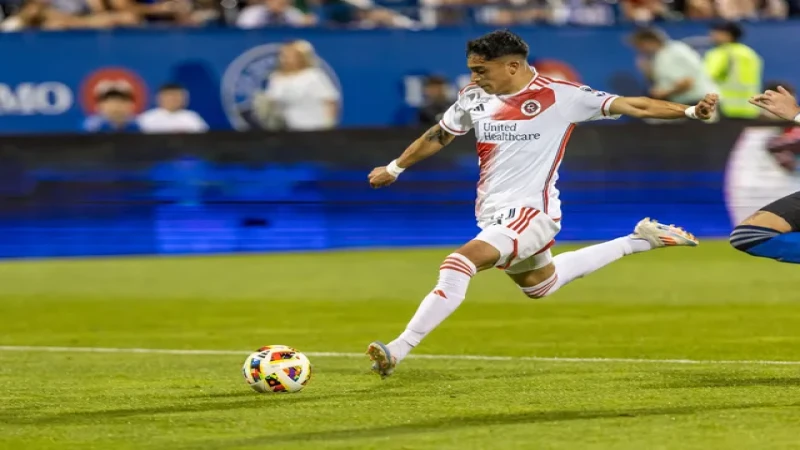Luca Langoni trong trận đấu cho New England Revolution ngày 24 tháng 8 năm 2024