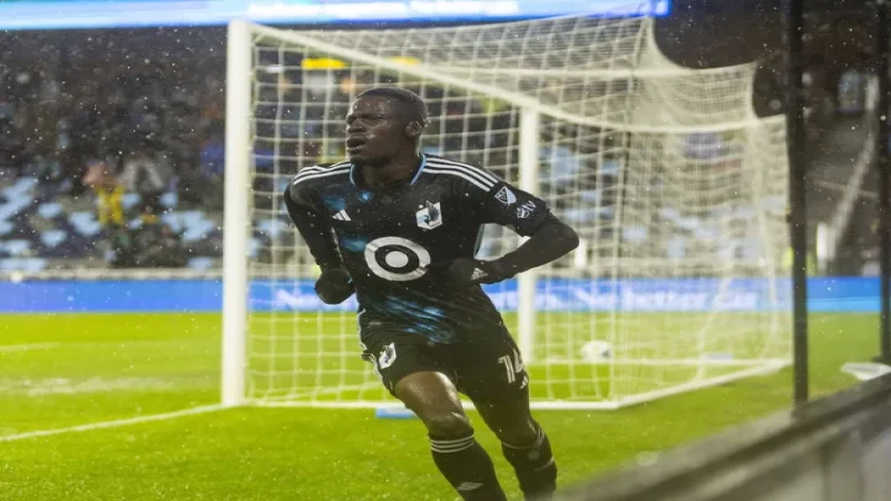 Tani Oluwaseyi của Minnesota United trong trận đấu ngày 29/03/2025