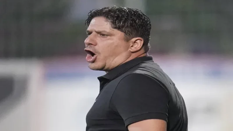 Huấn luyện viên Pedro Resende của FC Differdange 03 vào ngày 1 tháng 9 năm 2024