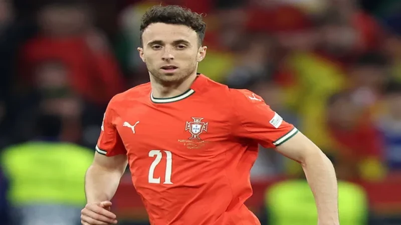 Diogo Jota trong màu áo đội tuyển Bồ Đào Nha ngày 8 tháng 6 năm 2025