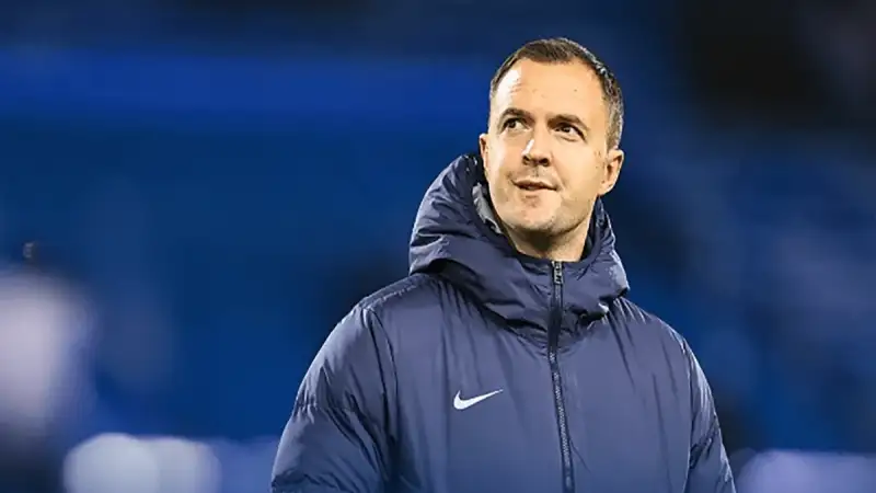 Huấn luyện viên Chris Davies của Birmingham City