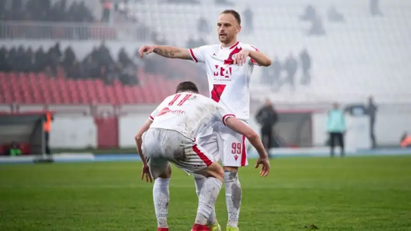 Nemanja Bilbija của HSK Zrinjski Mostar trong một trận đấu UECL
