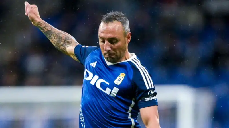 Santi Cazorla của Real Oviedo